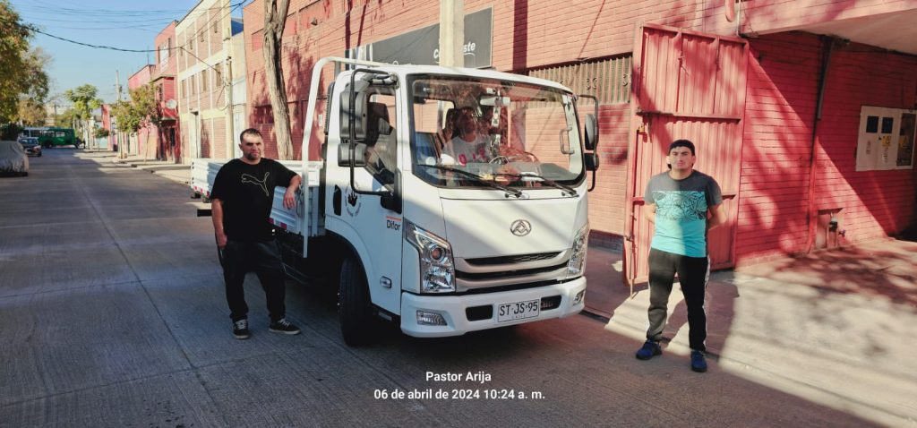 Adquisición Vehículo Maxus C35 - Foto 1