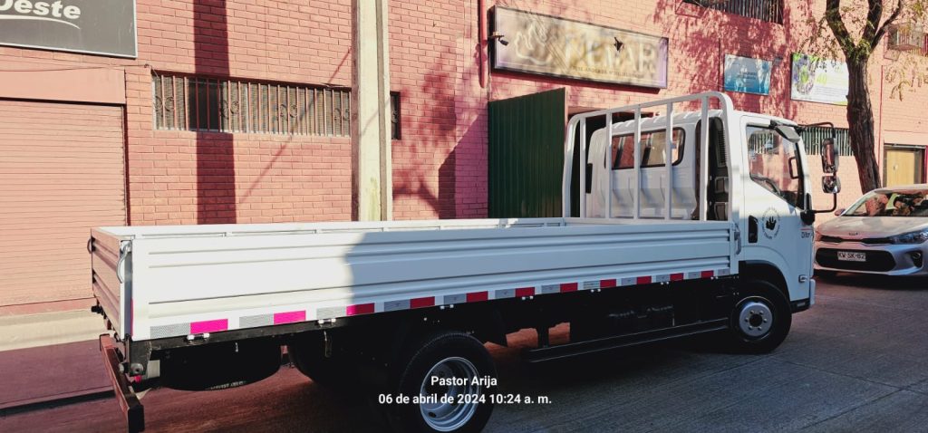 Adquisición Vehículo Maxus C35 - Foto 2
